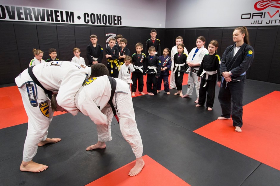 Junior's Graffiti Judo V439 Black Athletic Workout Leggings One Size Fit  Most